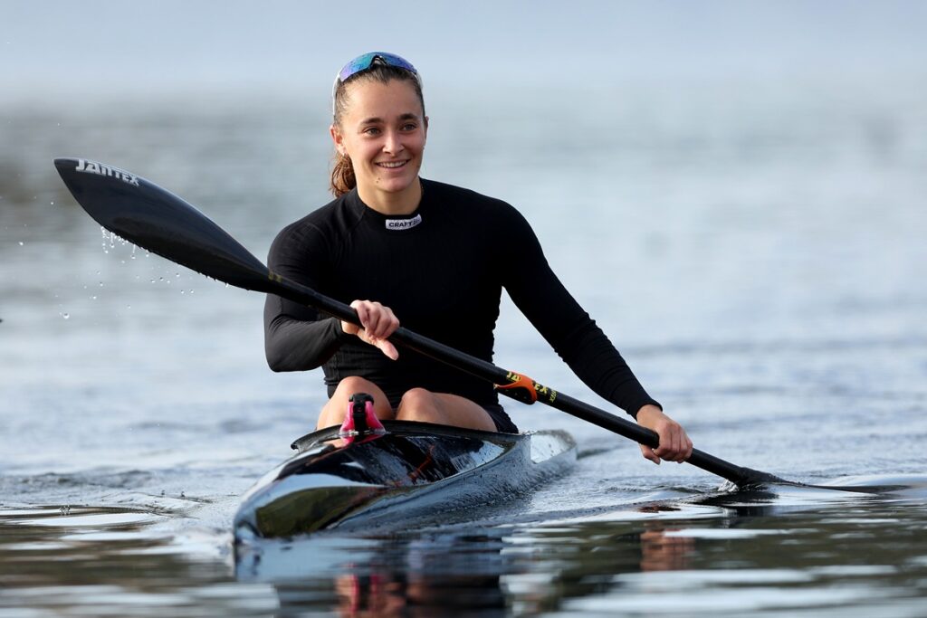 AUCKLAND, NEW ZEALAND - APRIL 24: Alicia Hoskin trains before a Paris 2024 Canoe Sprint Women Selection Announcement at Lake Pupuke on April 24, 2024 in Auckland, New Zealand. (Photo by Phil Walter/Getty Images for NZOC) (Photo by Phil Walter/Getty Images for NZOC)